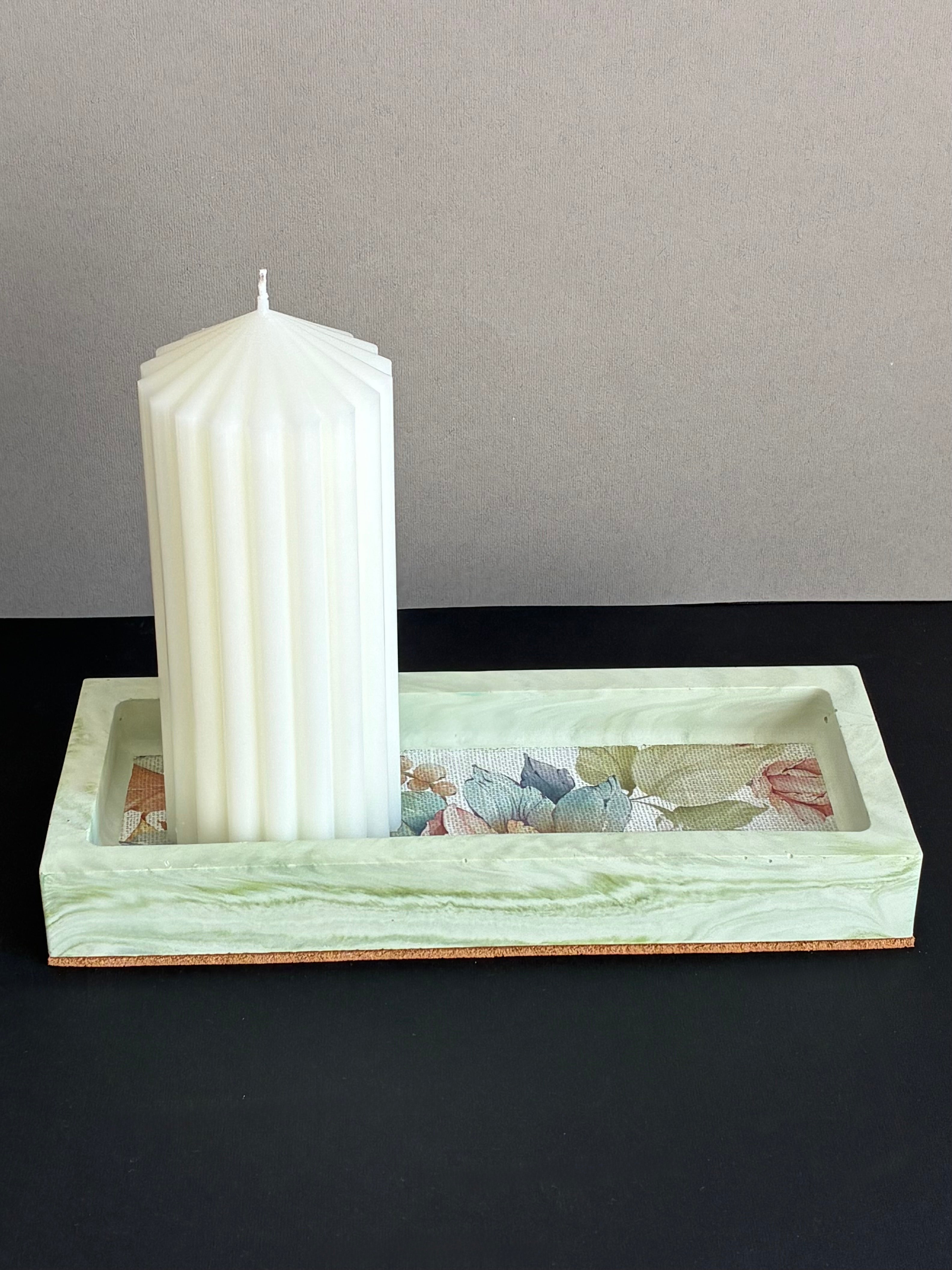 The Petit Gift Box