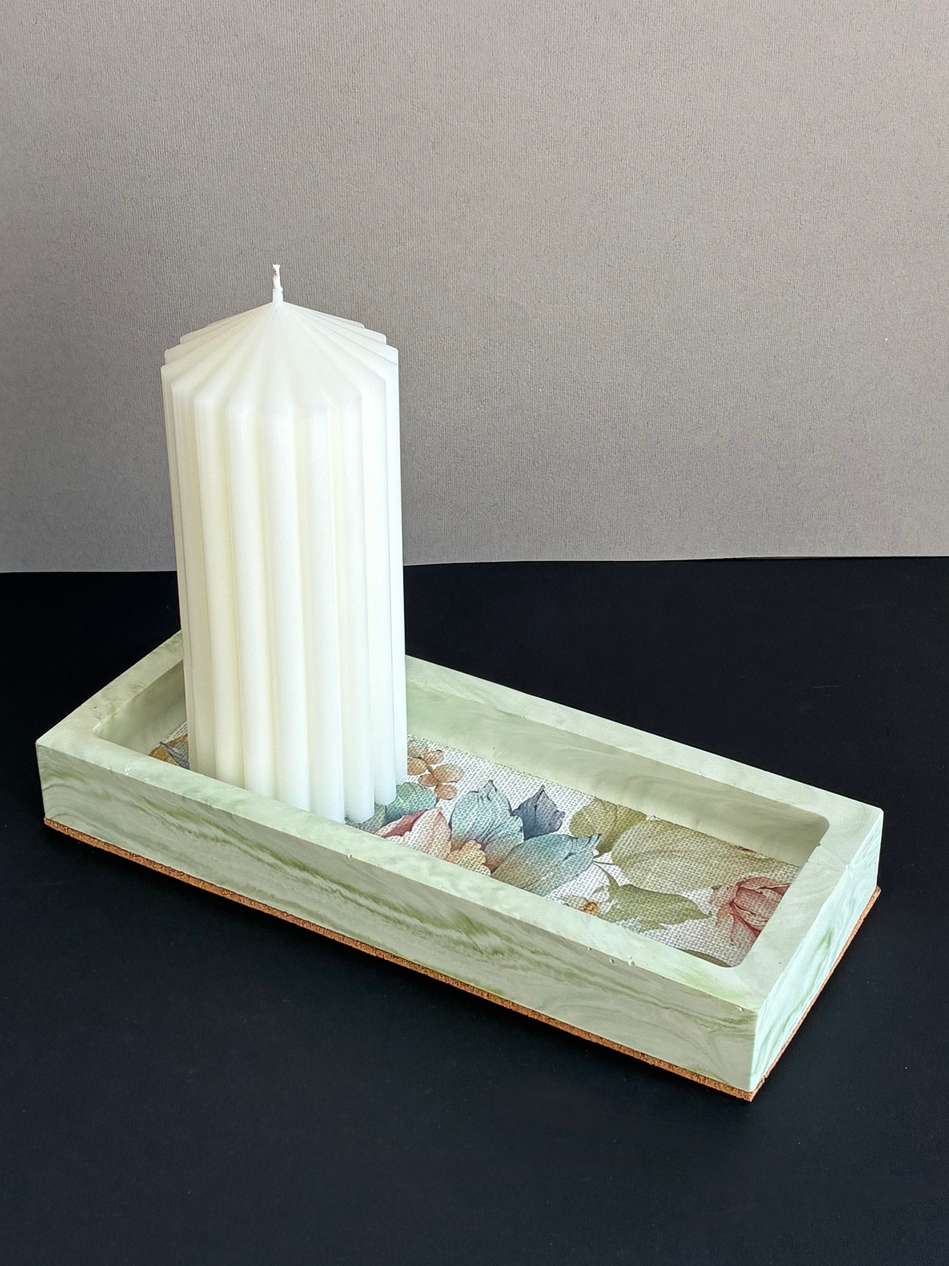 The Petit Gift Box