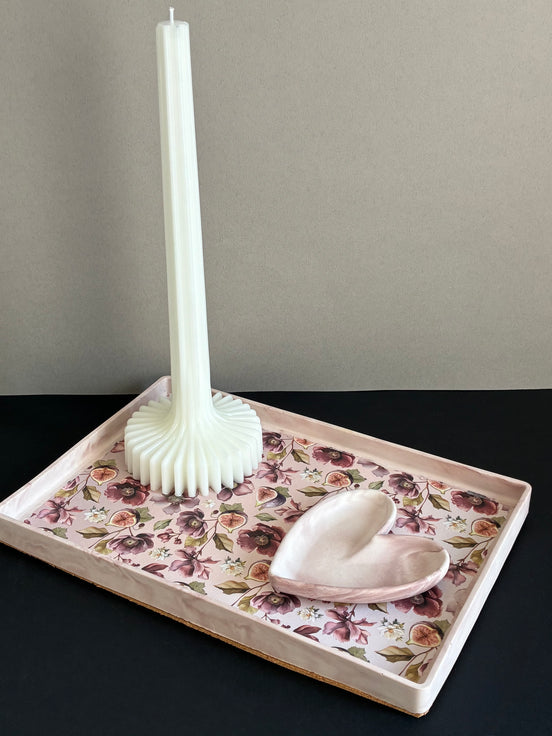 The Sculpted Gift Box